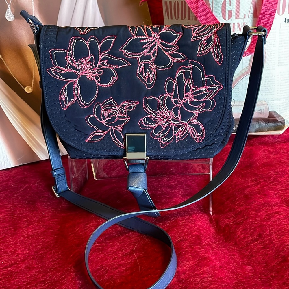 VERA BRADLEY CROSSBODY or SMALL MESSENGER BAG Navy & pink green yellow Floral